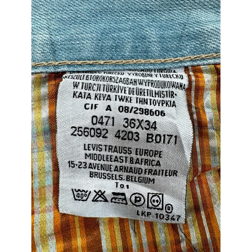 Levi's 501 Jeans Mens 36x34 Light Blue Denim Distressed Straight Leg Button Fly